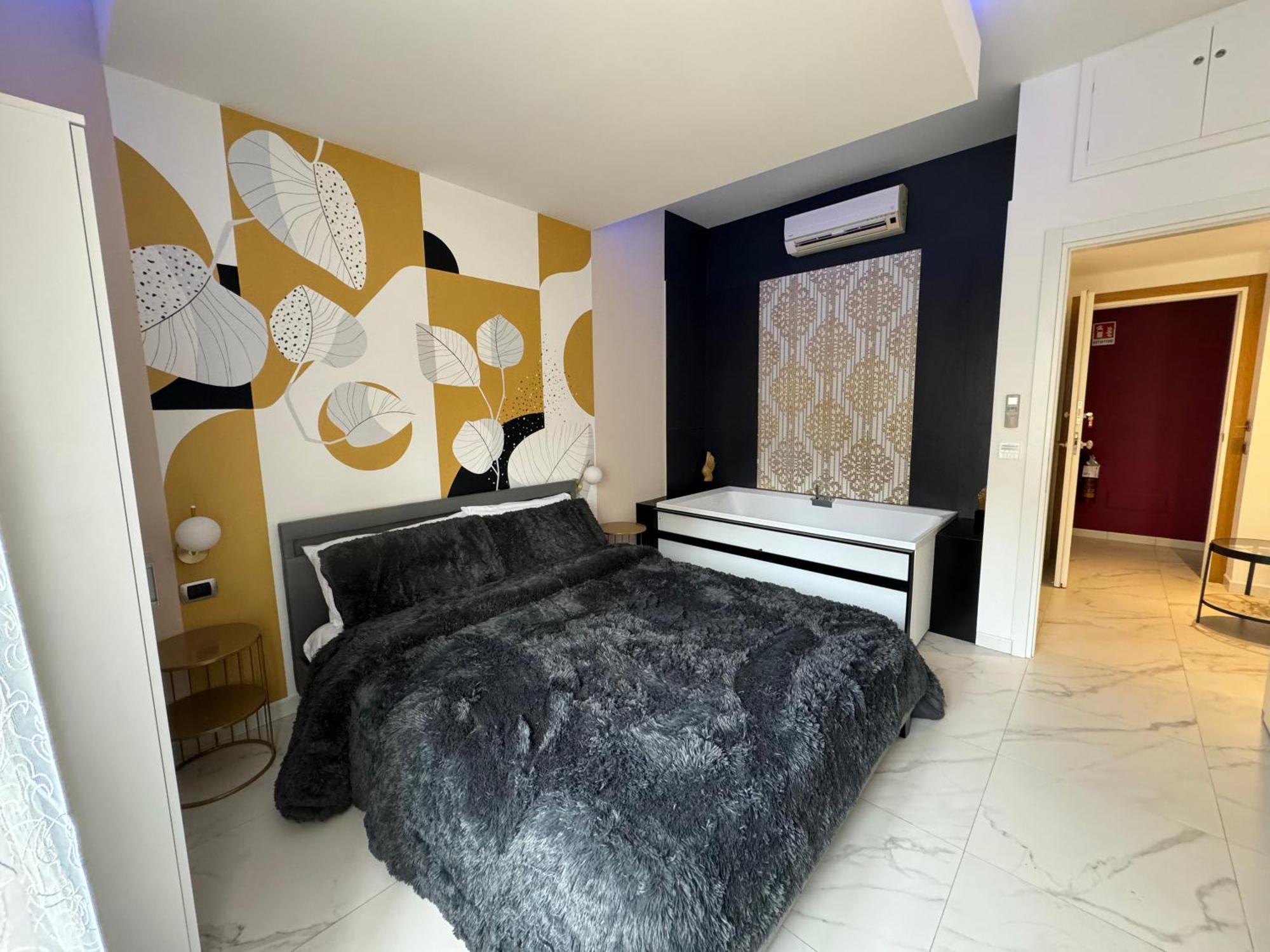 Cagliari Love Suite Esterno foto