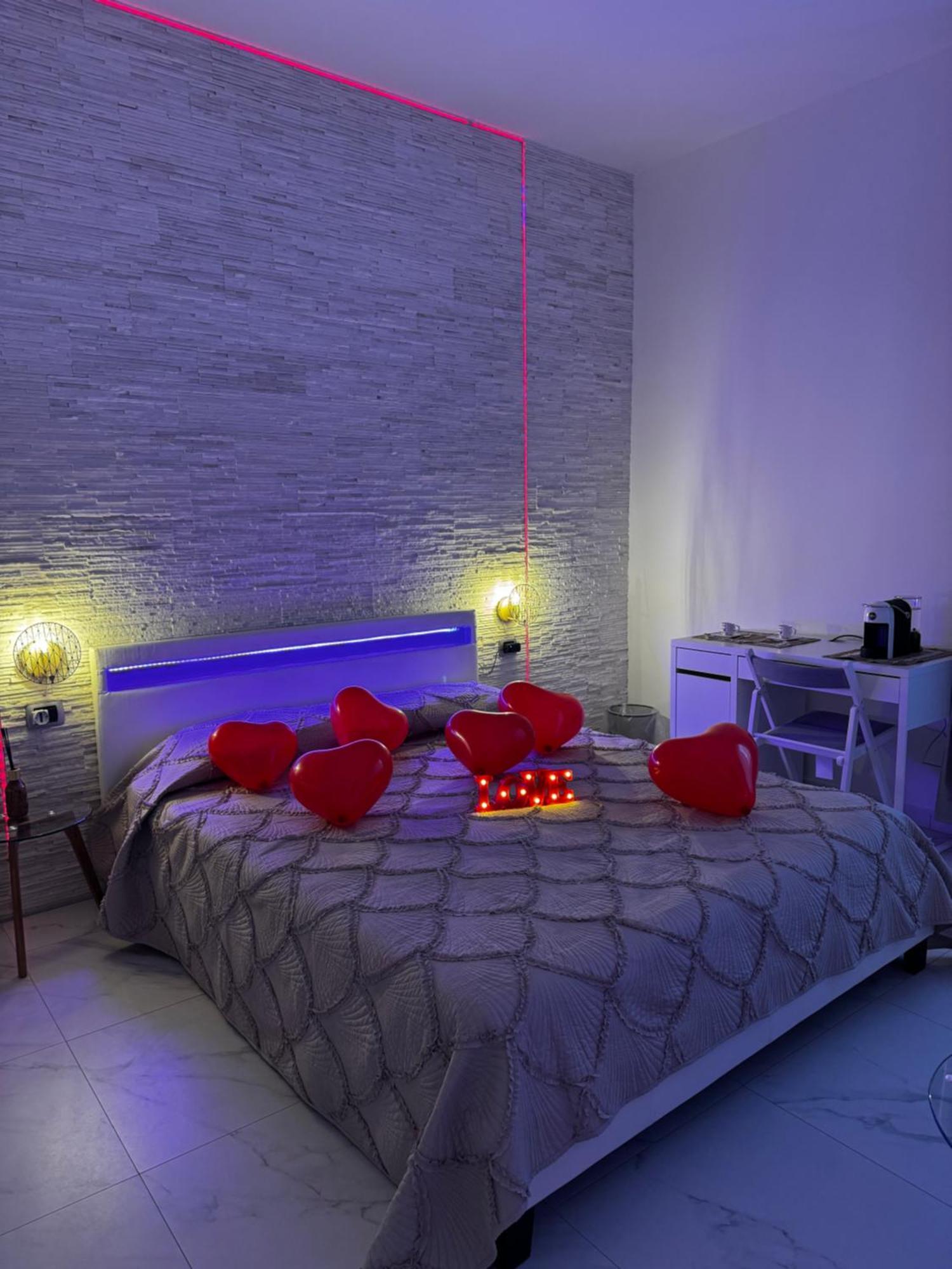 Cagliari Love Suite Esterno foto